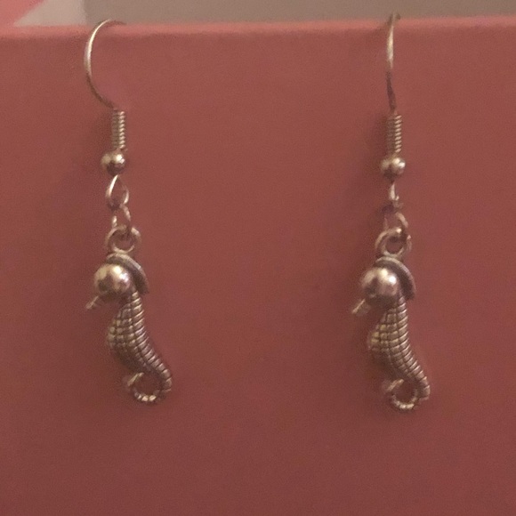 Hand Crafted Jewelry - Handmade Brand New Silver Sea Horse Earrings